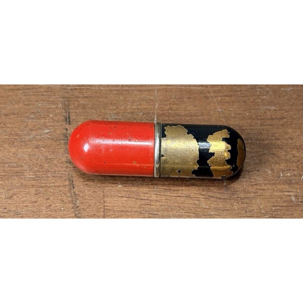Vintage Small Strikalite Tube Lighter ( USA)